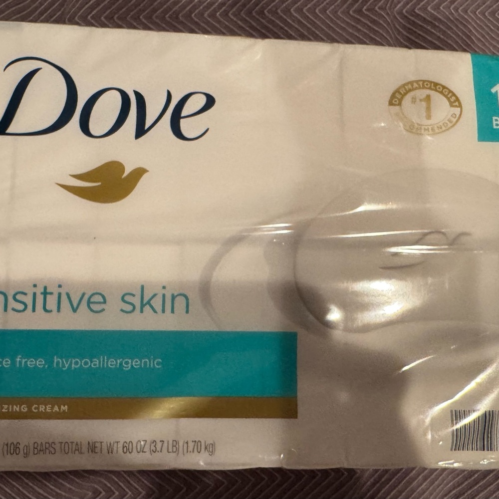 Dove sensitive skin bar soap 16 count fragrance free, hypo-allergenic